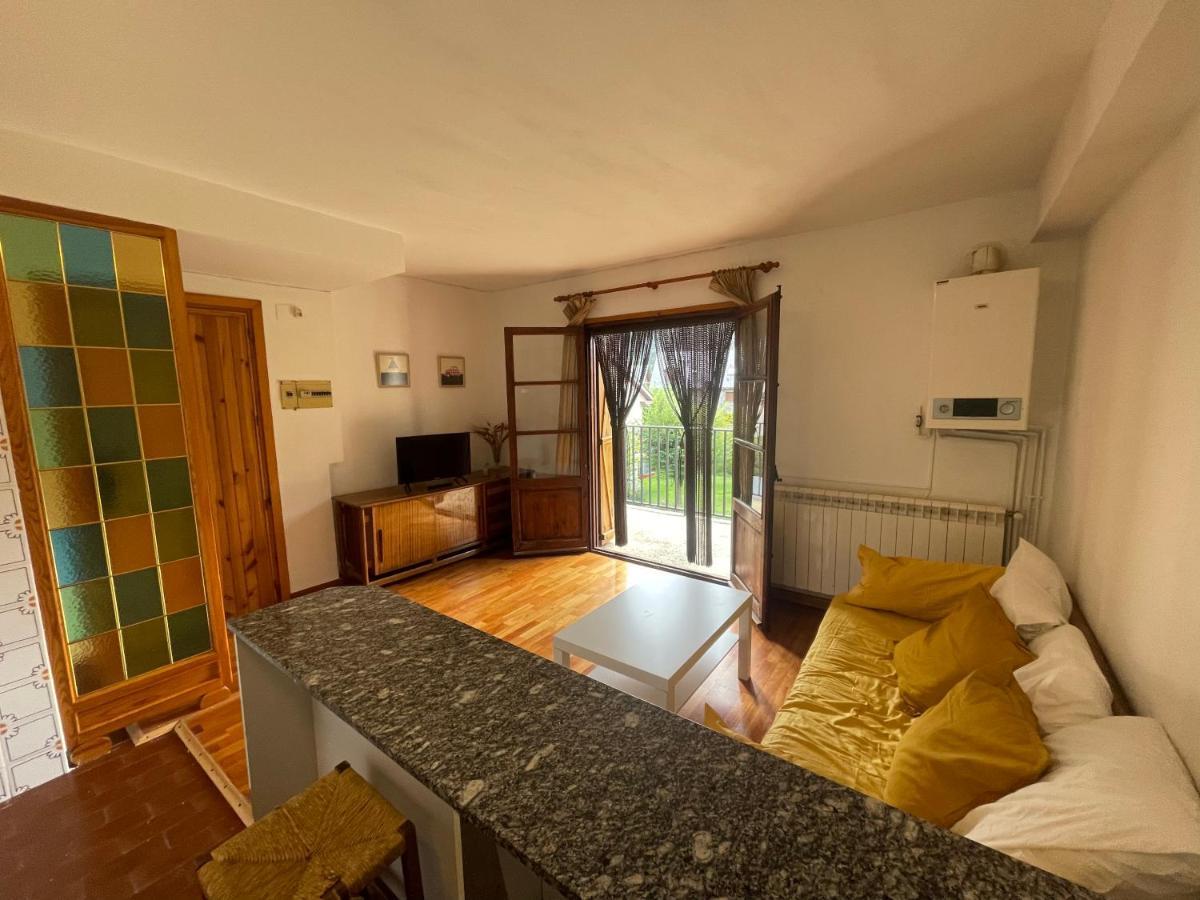 Apartamento Con Espectacular Terraza Escarrilla Eksteriør bilde